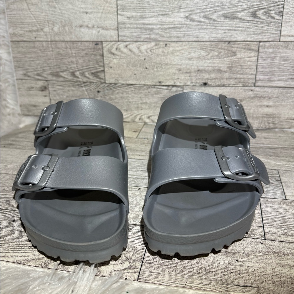 Birkenstock Arizona Essentials in Metallic Silver - Picture 2 of 6
